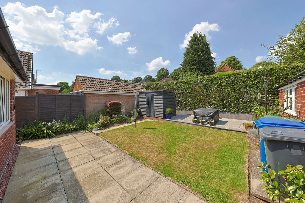 Thornbridge Crescent